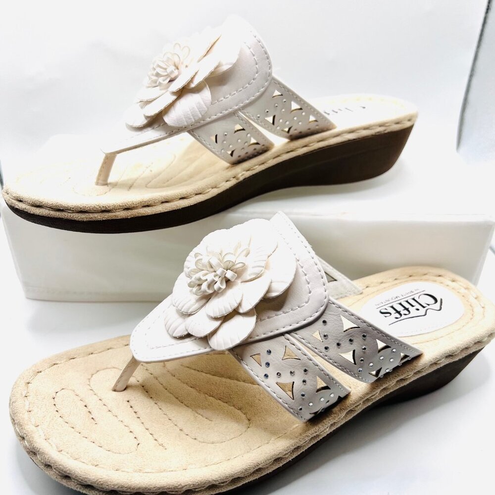 Cliffs by White Mountain Cynthia-White Rhinestones. 8W-Thong 1 1/2" Heel-Comfy